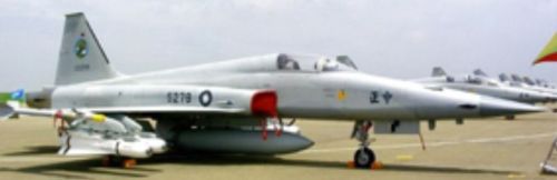 F-5E機