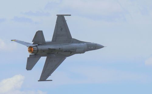 F-16 Fighter